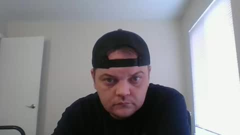 Snapshot of chicago69421 chatting on 10/13/25, 02:17 Kyle online show from 10/13/25, 02:17