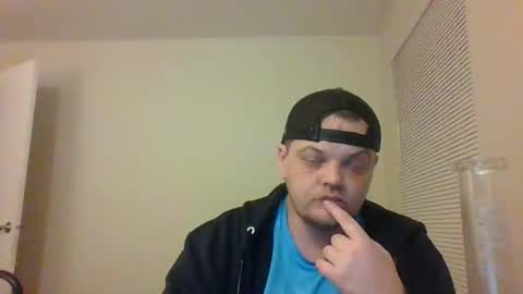 Snapshot of chicago69421 chatting on 02/18/26, 05:03 Kyle online show from 02/18/26, 05:03