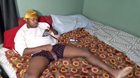 Que online show from 04/23/26, 02:24