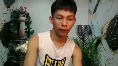 chick_renz online show from 10/02/25, 03:52
