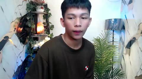 chick_renz online show from 10/05/25, 05:22