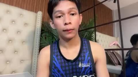 Snapshot of chick_renz chatting on 06/22/26, 10:56 chick_renz online show from 06/22/26, 10:56