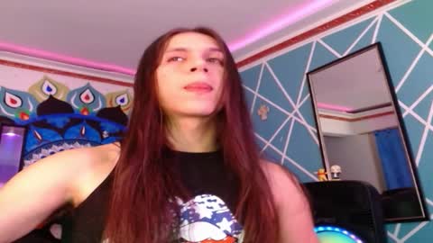 Snapshot of chico_explosivo chatting on 12/18/25, 12:49 chico_explosivo online show from 12/18/25, 12:49