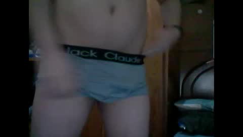 chicocaliente9301 online show from 02/07/25, 12:06