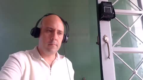 Snapshot of chicolatino42 chatting on 07/15/26, 05:07 chicolatino42 online show from 07/15/26, 05:07