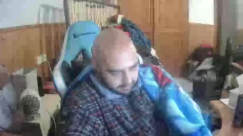 Snapshot of chicomallorca96 chatting on 02/03/25, 10:03 chicomallorca96 online show from 02/03/25, 10:03