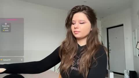 chiculya online show from 04/03/26, 08:45