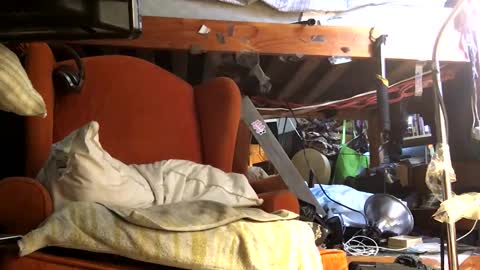 Snapshot of chiefj6izcarezzamatrix chatting on 04/19/26, 06:10 chiefJ6mirrorzmatrixmoke online show from 04/19/26, 06:10