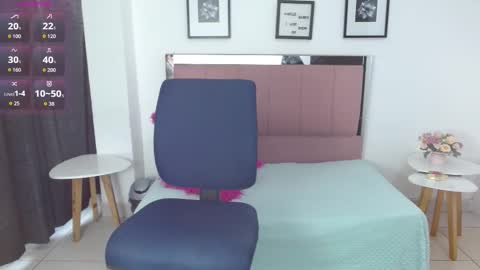 LAURA online show from 01/15/26, 09:40