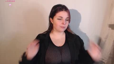 Snapshot of chill_saya chatting on 01/07/25, 08:42 Saya online show from 01/07/25, 08:42