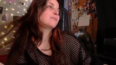 Snapshot of chill_saya chatting on 10/09/25, 07:28 Saya online show from 10/09/25, 07:28