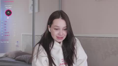 Nicole online show from 04/26/26, 05:16