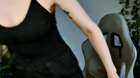 Bella online show from 02/24/26, 09:07