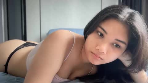 Snapshot of chillstella chatting on 11/12/25, 01:17 Call me Stelz online show from 11/12/25, 01:17