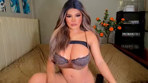 chinita_titi online show from 07/24/26, 05:49