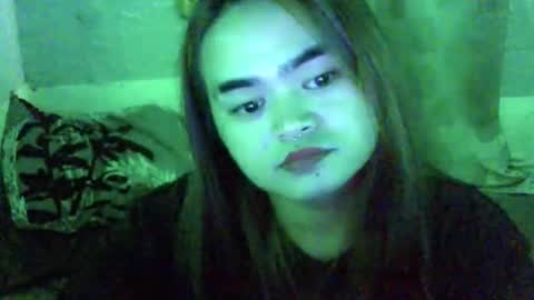 chinny_fuckdoll online show from 04/14/26, 08:31