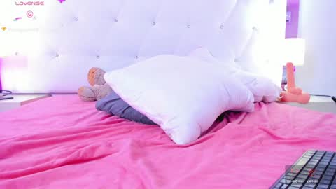 Chloe online show from 01/21/25, 05:51