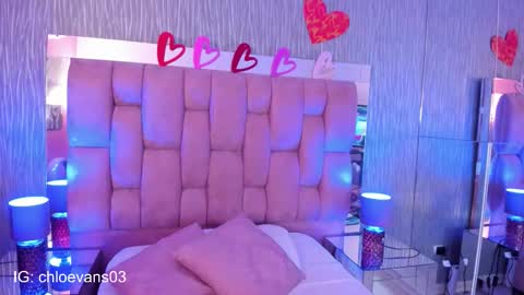 Chloe online show from 09/24/25, 11:35