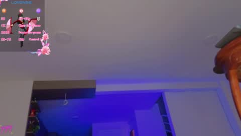 chloe_cooperr online show from 05/11/26, 05:57
