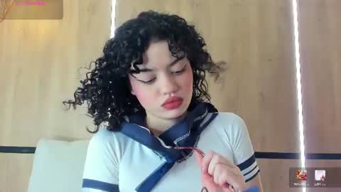 Snapshot of chloe_cortez chatting on 07/10/26, 11:35 chloe online show from 07/10/26, 11:35