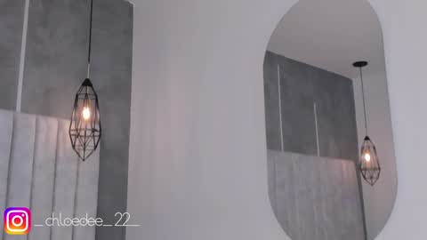 Snapshot of chloe_dee_ chatting on 01/24/25, 02:51 Chloe online show from 01/24/25, 02:51