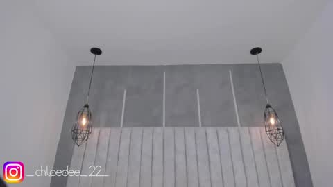 Snapshot of chloe_dee_ chatting on 03/08/25, 11:48 Chloe online show from 03/08/25, 11:48