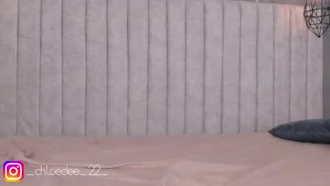 Snapshot of chloe_dee_ chatting on 03/11/25, 02:29 Chloe online show from 03/11/25, 02:29