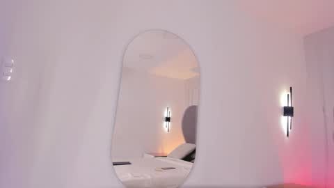 Snapshot of chloe_dee_ chatting on 11/09/25, 01:20 Chloe online show from 11/09/25, 01:20