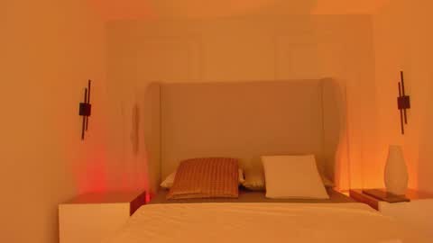 Snapshot of chloe_dee_ chatting on 11/22/25, 12:59 Chloe online show from 11/22/25, 12:59