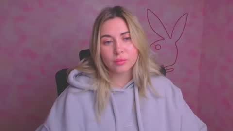 Chloe online show from 11/27/25, 12:29