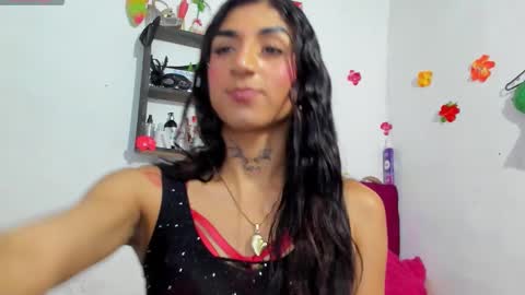 Snapshot of chloe_evanx_ chatting on 11/18/25, 03:12 Chloe Evanx online show from 11/18/25, 03:12