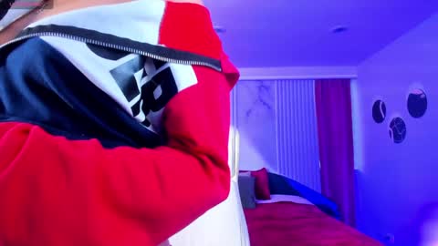 Snapshot of chloe_fischer chatting on 01/31/25, 06:25 Chloe online show from 01/31/25, 06:25