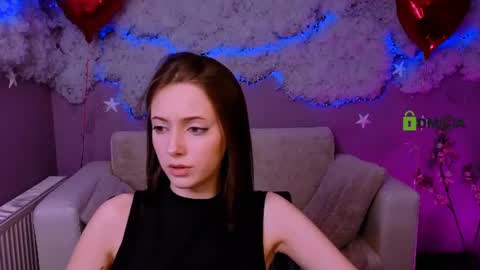 Snapshot of chloe_ley chatting on 06/28/26, 07:09 chloe_ley online show from 06/28/26, 07:09