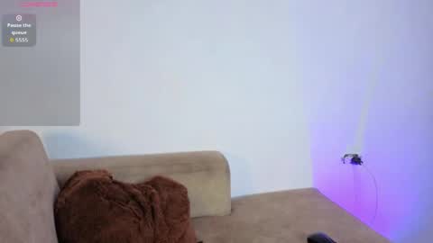 chloe online show from 04/09/26, 03:17