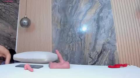 Snapshot of chloe_murray chatting on 09/25/25, 07:39 CHLOE online show from 09/25/25, 07:39