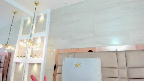 Snapshot of chloe_murray chatting on 03/02/26, 11:39 CHLOE online show from 03/02/26, 11:39