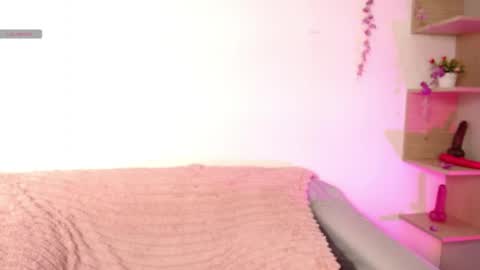 chloe_peach_ online show from 05/19/26, 12:11