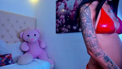 Chloe Rhoades online show from 06/03/26, 04:15