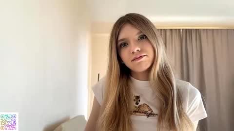 hloe online show from 10/17/25, 11:24