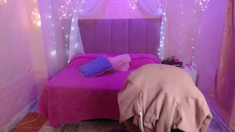 chloe_smith5 online show from 09/30/25, 01:27