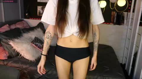 Chloe online show from 04/08/26, 09:26