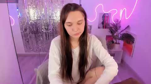 Chloe online show from 07/03/26, 06:20