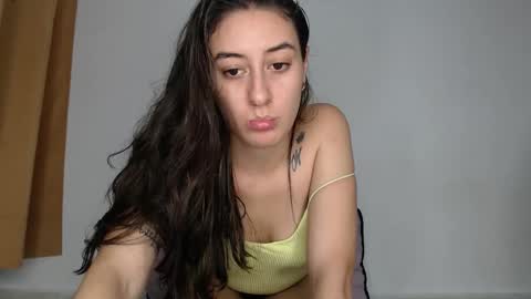 Chloe  online show from 10/10/25, 12:31