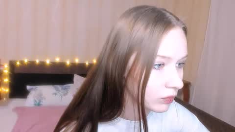 chloe wifey online show from 02/08/26, 08:45