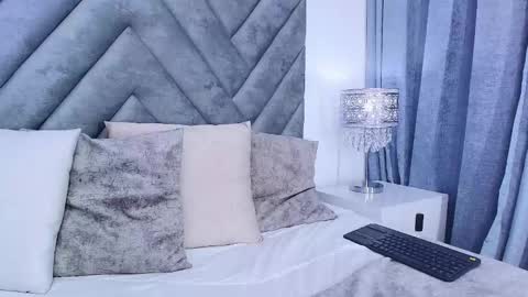 chloe_wilson7 online show from 03/05/25, 11:17