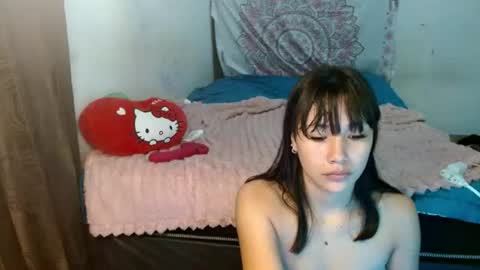 chloe_xsex online show from 08/07/26, 01:40
