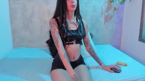 Snapshot of chloeaddamss chatting on 12/16/24, 05:49 3 online show from 12/16/24, 05:49