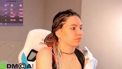 Snapshot of chloebloss0m chatting on 01/19/26, 11:14 Boni online show from 01/19/26, 11:14