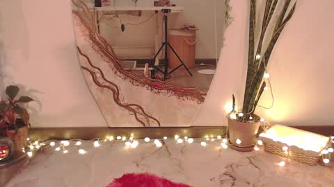 cloe online show from 02/28/25, 08:18