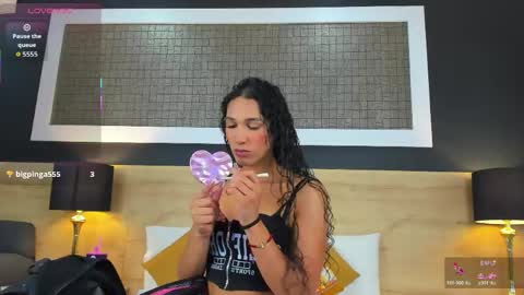 Chloe  online show from 04/14/26, 08:26